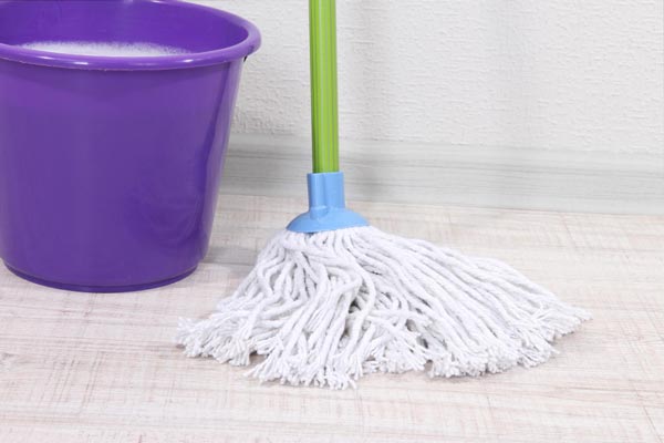 agua de la secadora para limpiar suelos