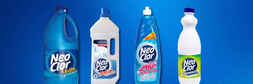 Productos imprescindibles para la limpieza del baño Neoclor